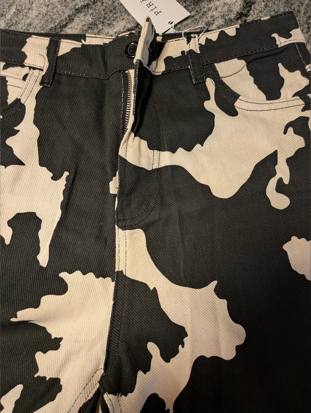 Piral NWT Holy Cow These Are The Cutest Pants Ever! Cow Pattern Straight Fit - Picture 3 of 9